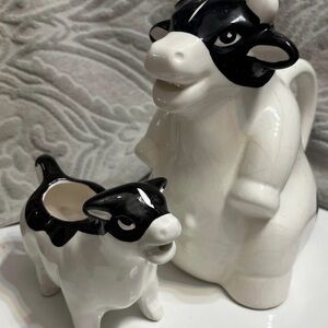 Vintage Charming Cow Creamer and Sugar Set - Black and White